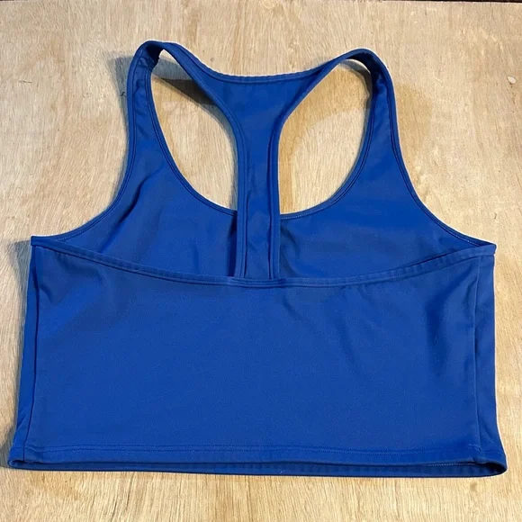 SET Active Blue Athletic Shorts and Top - Picture 3 of 4